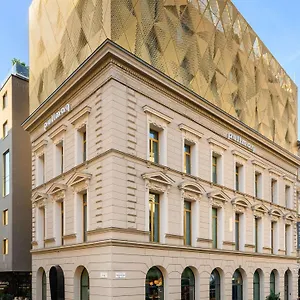 ***** Szálloda Hard Rock Magyarország